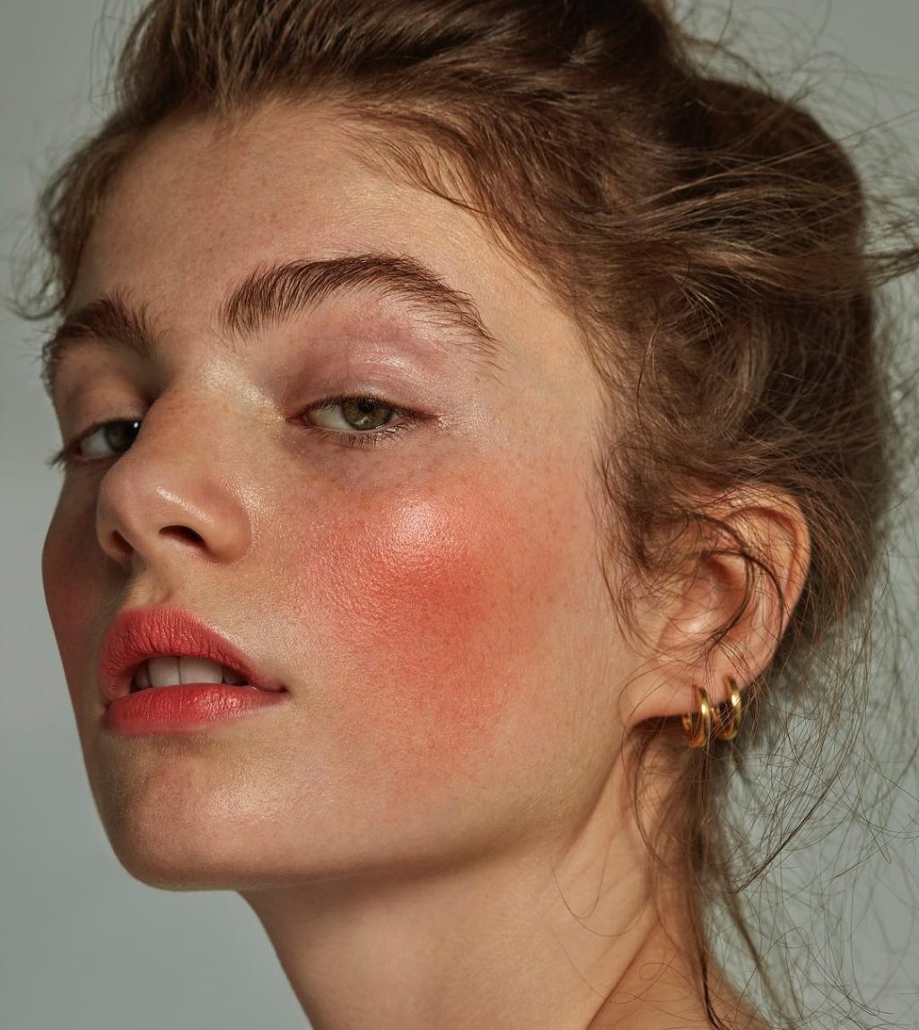 Đánh má hồng boyfriend blush