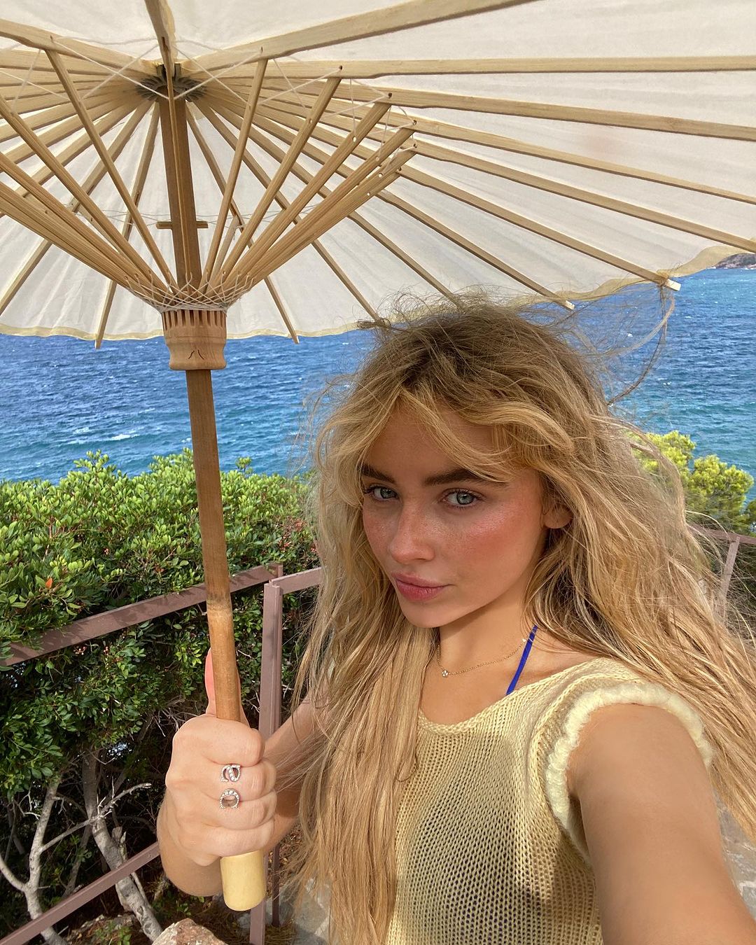 Sabrina Carpenter khởi đầu buổi sáng tràn đầy năng lượng