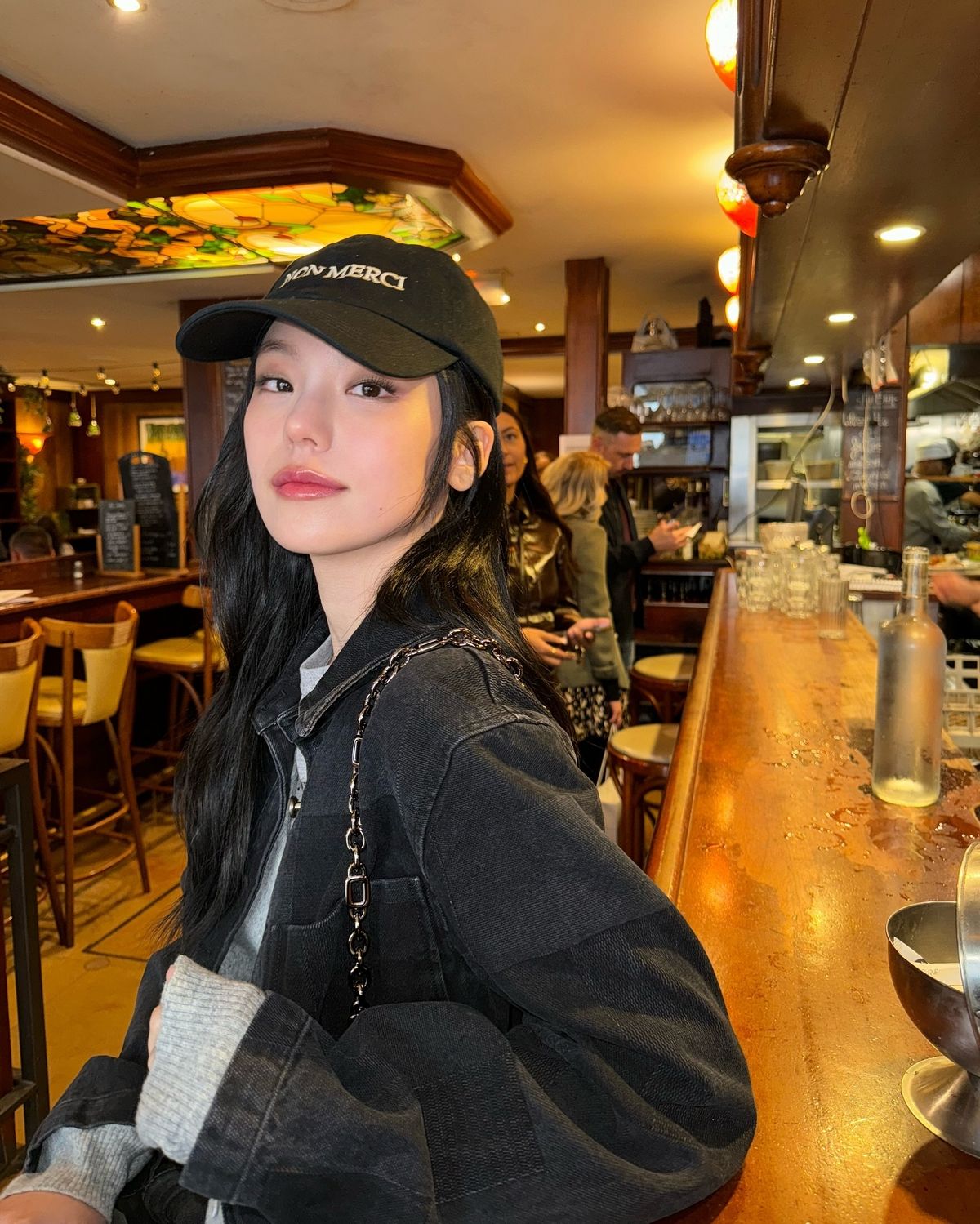 Yeji tại Paris